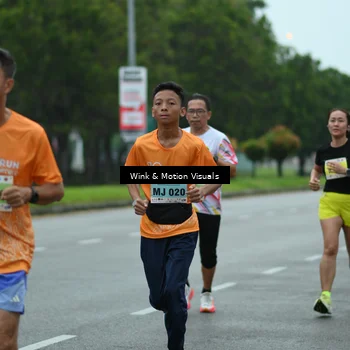 Runner Photo 8474871
