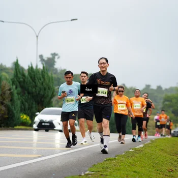 Runner Photo 8474876