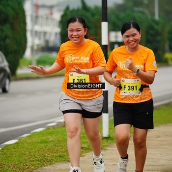 Runner Photo 8474887
