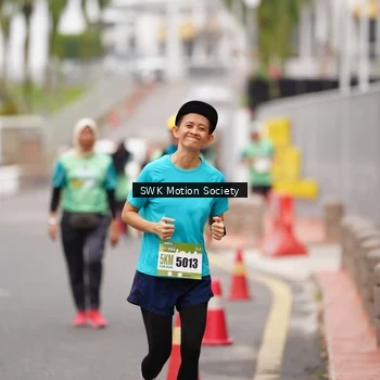 Runner Photo 8474903