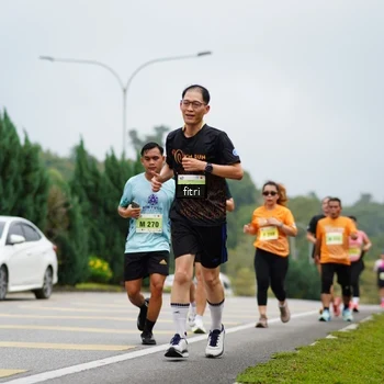Runner Photo 8474904