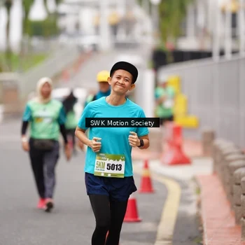 Runner Photo 8474905