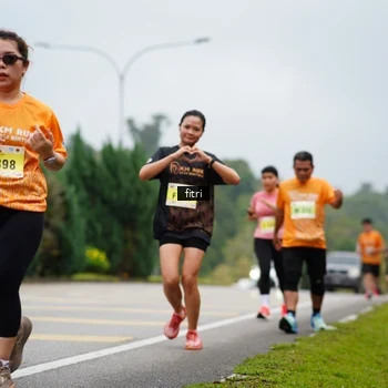 Runner Photo 8474916