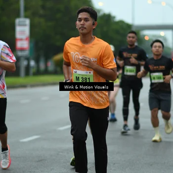 Runner Photo 8474921
