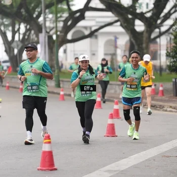 Runner Photo 8474933