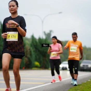 Runner Photo 8474936