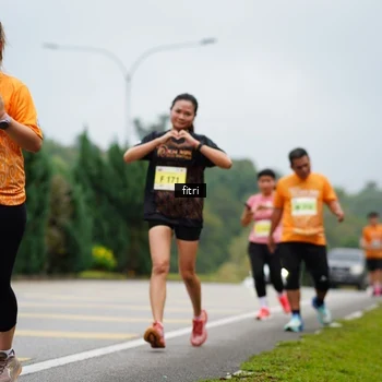 Runner Photo 8474959