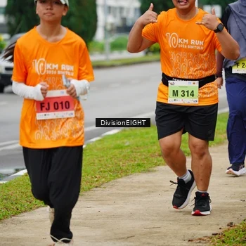 Runner Photo 8474976