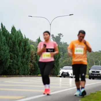 Runner Photo 8474985