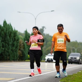 Runner Photo 8474988