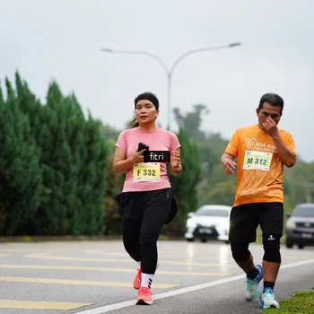 Runner Photo 8474993