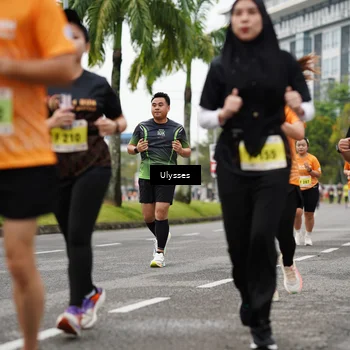 Runner Photo 8474999