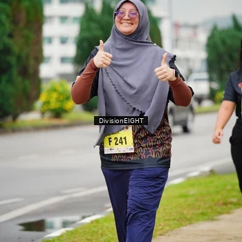 Runner Photo 8475001