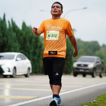 Runner Photo 8475003