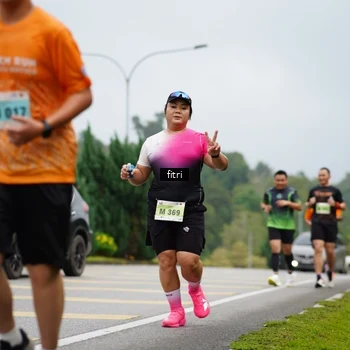Runner Photo 8475008