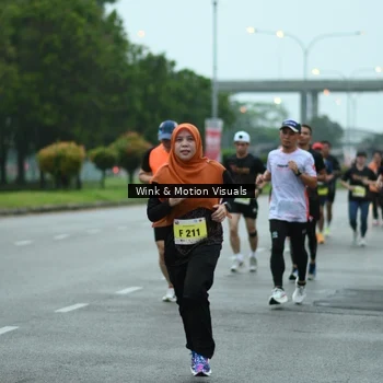 Runner Photo 8475009
