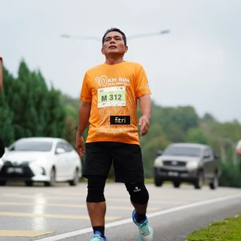 Runner Photo 8475010