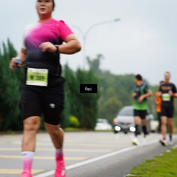 Runner Photo 8475029