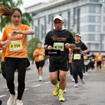 Runner Photo 8475039