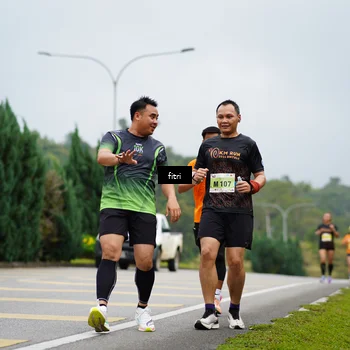 Runner Photo 8475059
