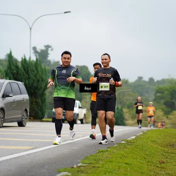 Runner Photo 8475074