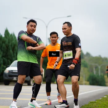 Runner Photo 8475102