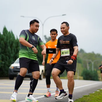 Runner Photo 8475109