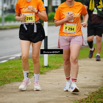 Runner Photo 8475151