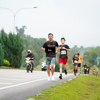 Runner Photo 8475287