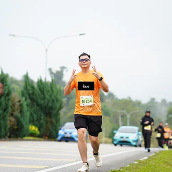Runner Photo 8475356