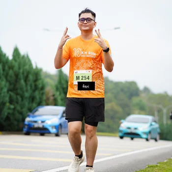 Runner Photo 8475395