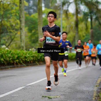 Runner Photo 8475426