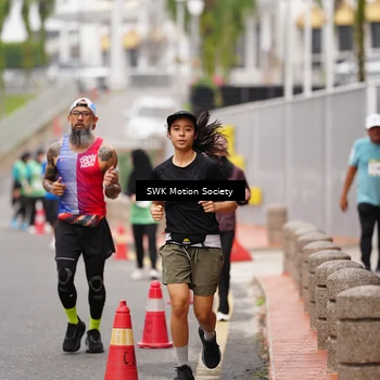 Runner Photo 8475435