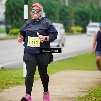 Runner Photo 8475482