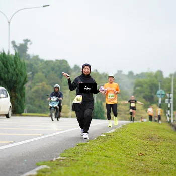 Runner Photo 8475484