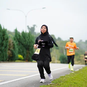 Runner Photo 8475502