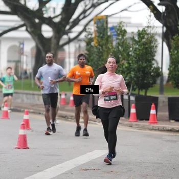 Runner Photo 8475584