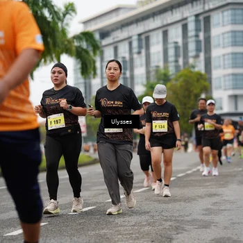 Runner Photo 8475638