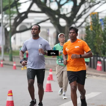 Runner Photo 8475653
