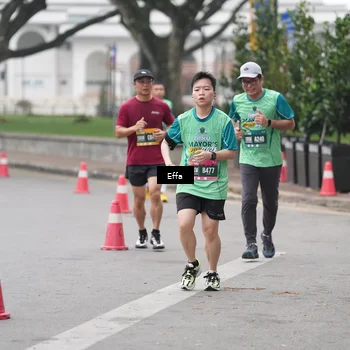 Runner Photo 8475661