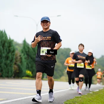 Runner Photo 8475679
