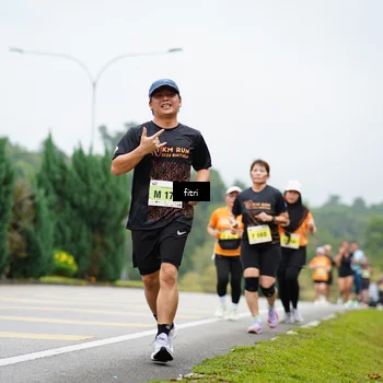 Runner Photo 8475700