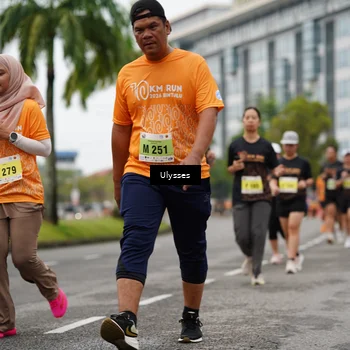 Runner Photo 8475708