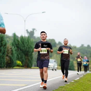 Runner Photo 8475789