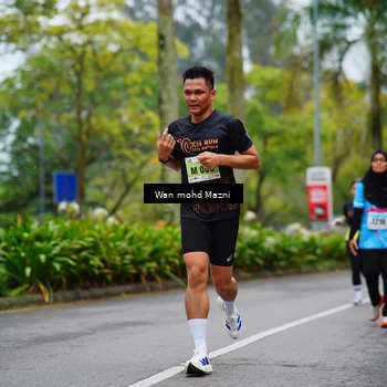 Runner Photo 8475799