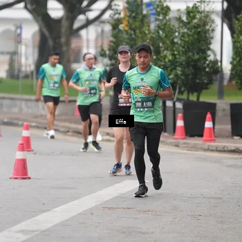 Runner Photo 8475808