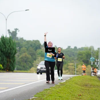 Runner Photo 8475897