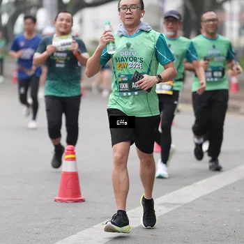 Runner Photo 8475905