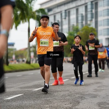Runner Photo 8475909