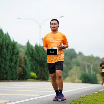 Runner Photo 8476000